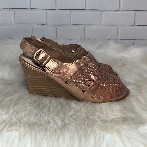 Seychelles Gold Woven Leather PeepToe Wedge Sz 6.5 - Picture 4 of 8